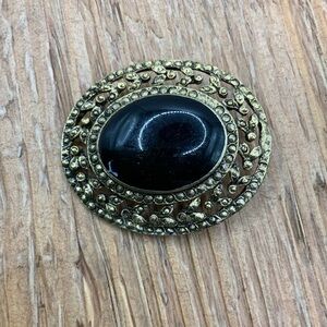 Victorian Revival Style Vintage Cabochon Gold Tone Metal Brooch